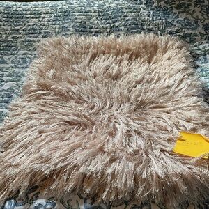Fluffy Beige Shaggy Pillow cover like new excellent condition unique